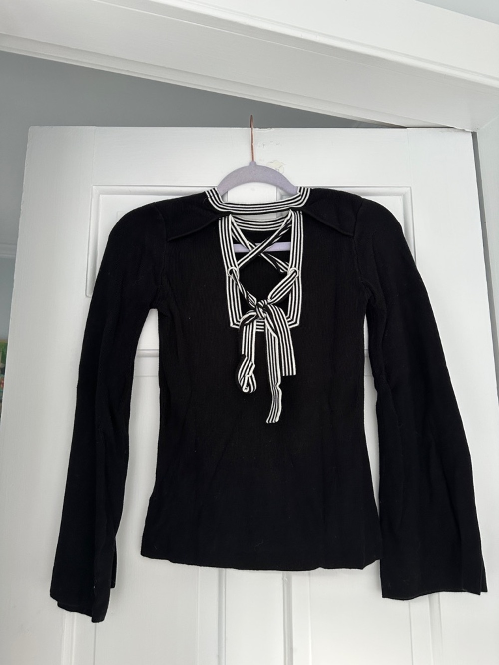Olivia Warren Bell Sleeve Bow Open Ribbon Back Black Crewneck Sweater in Size S